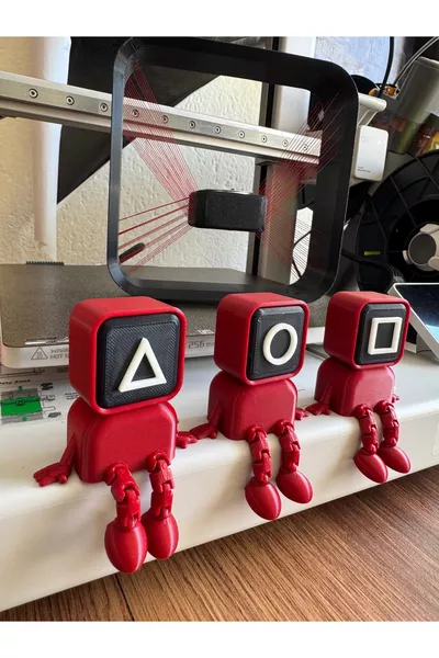 Фигурка из Трилогии Игра в кальмара 3D-печать