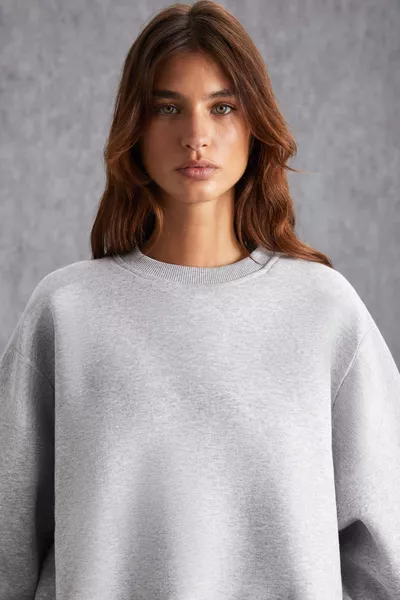كنزة سويت شيرت نسائية بفرو داخلي، ثلاث خيوط، قطن عضوي، مقاس واسع، بياقة دائرية، باللون الرمادي الممزوج