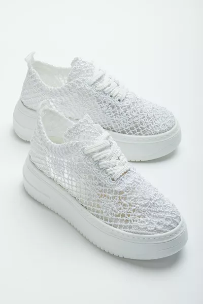 قماش دانتيل أبيض شفاف مع قاعدة سميكة فستان زفاف حذاء رياضي يومي