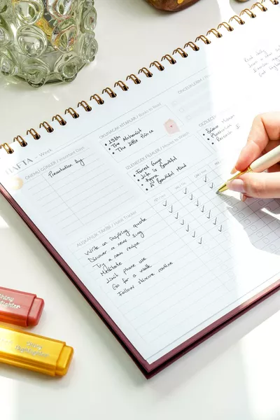 Безсрочен седмичен настолен планер  месеца Без дати Бордо