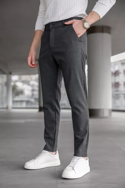 بنطال رجالي ضيق بقصة مريحة من الكتان مع ليكرا باللون أنثراسيت الداكن