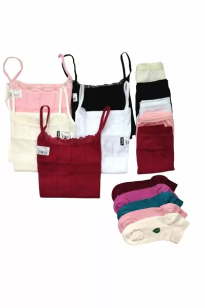 طقم ملابس داخلية نسائية