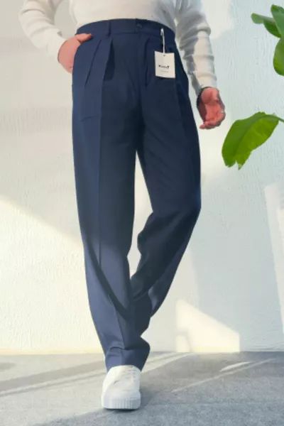 بنطال فضفاض كحلي مزدوج الطيات مع ليكرا، قصة مريحة، الموسم الجديد