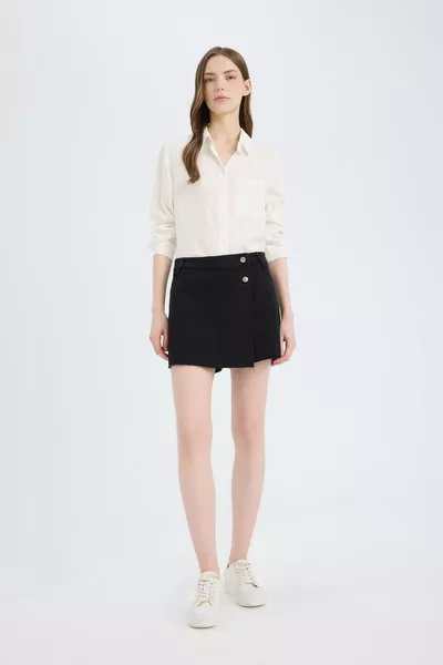 قميص بأكمام طويلة بقصة عادية SP