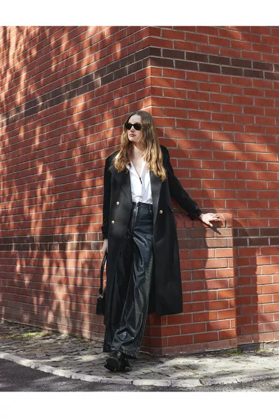 Manteau long oversize en cachemire à boutons croisés