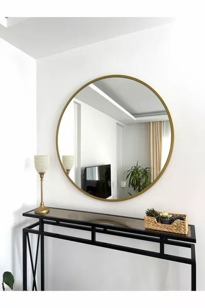 Кръгло огледало с рамка от златен метал,  см