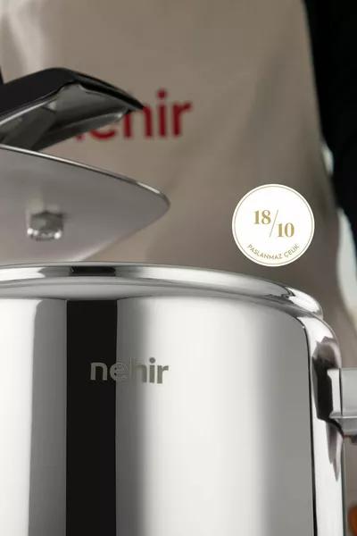 Casserole sous pression en acier inoxydable Silver Trend de 8 litres