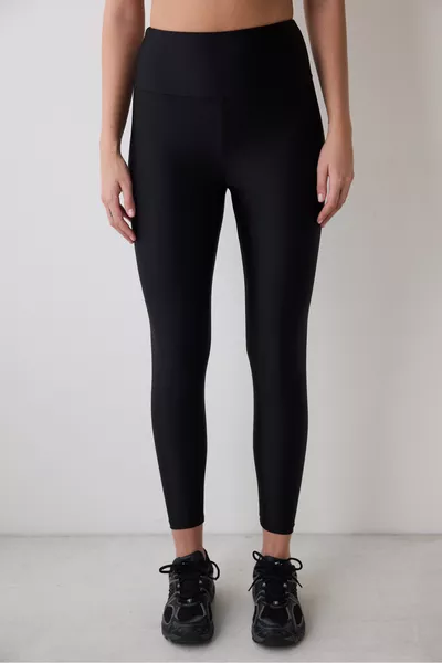 Black Shiny Leggings