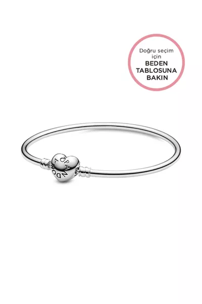 Heart Bracelet with Moments Logo