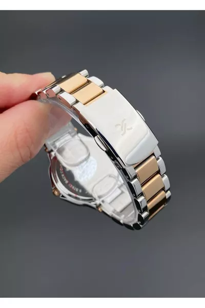 ساعة يد نسائية بسوار فولاذي وردي فضي اللون مقاومة للماء حتى 3 ضغط جوي