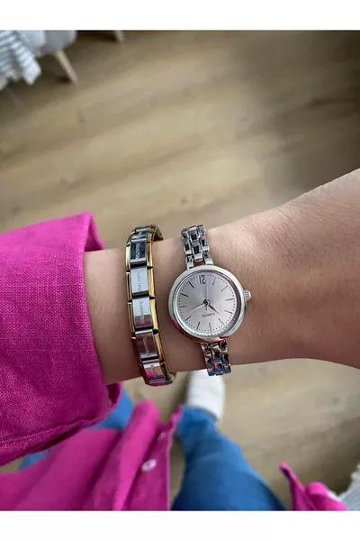 ساعة يد رجالية بسلسلة خاصة باللون الفضي