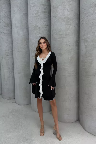 فستان سهرة قصير كروس بليسيه ناعم ومرن