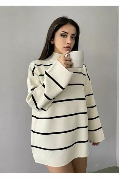 Дамски пуловер, дамски оувърсайз плетен пуловер с половин поло яка на райета, райе пуловер, оувърсайз пуловер