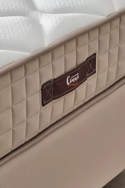 Magnolia Orthopedic Pocket Spring Mattress