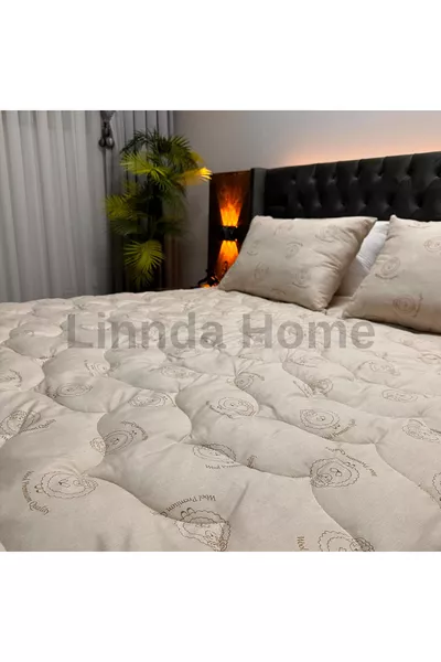 Дюкс Дюшек с вълнен пълнеж с ластик