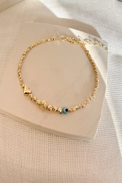 سوار نسائي بتفاصيل قلب من خرز لامع دوركا