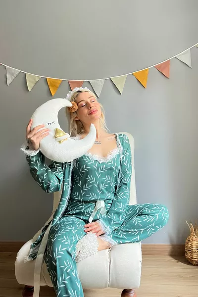 Комплект пижама Pegasus със зелена маслинова клонка шарен халат