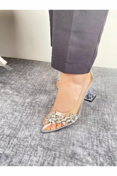 Chaussures Transparentes Modèle Cendrillon avec Pierres