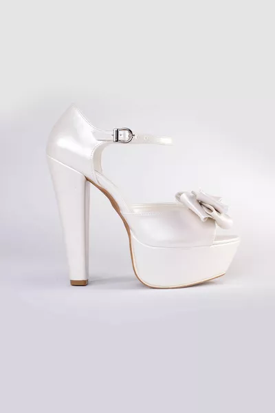  حذاء زفاف  سم