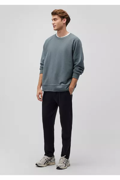 بنطال رياضي أسود 