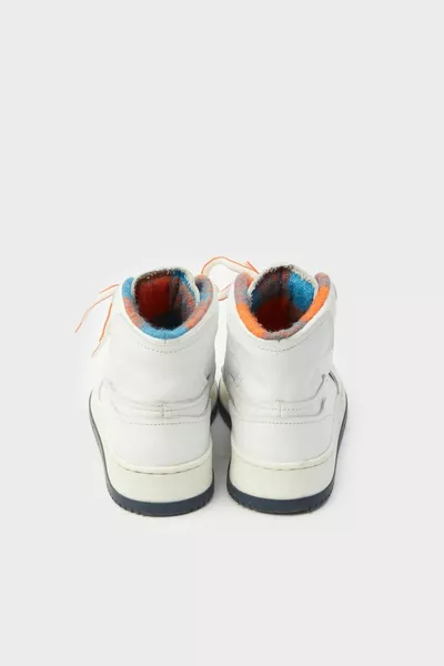 بي جي ستور بوت أبيض للأولاد 