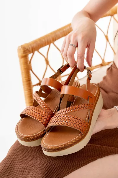 Tan Orthopedic Genuine Leather Padding Women Sandals