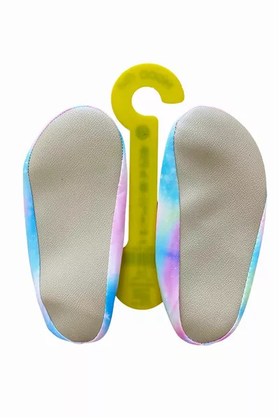 Нескользящий многоцелевой бассейн и морские ботинки Новый мягкий радуга