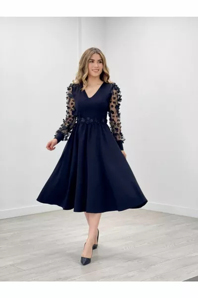 فستان مزدوج من القماش 3D - أسود