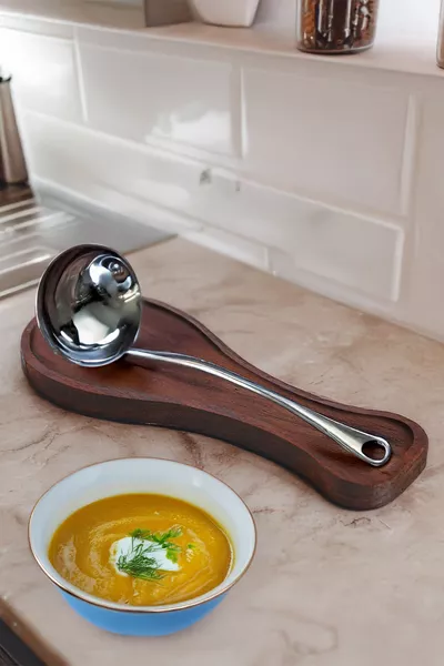 Resto - Дървен подложка за мръсни черпаци и лъжици за плот  см