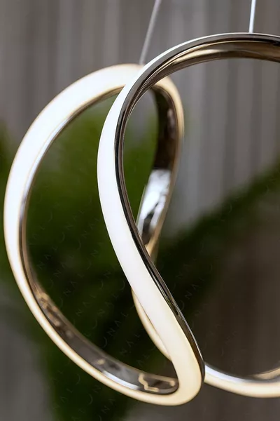 Deluxe Chrome Plated Metal Living Room Hall Entrance Bedroom Modern LED Pendant Chandelier White Light