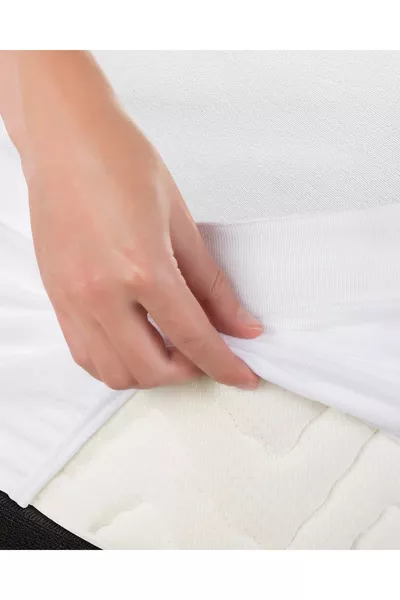 Водонепроницаемый натяжной наматрасник для двуспальной кровати Alaise - белый