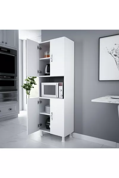 خزانة مطبخ متعددة الأغراض بيضاء ببابين ورفوف، فرن ميكروويف متوسط الحجم مع عدة أقسام