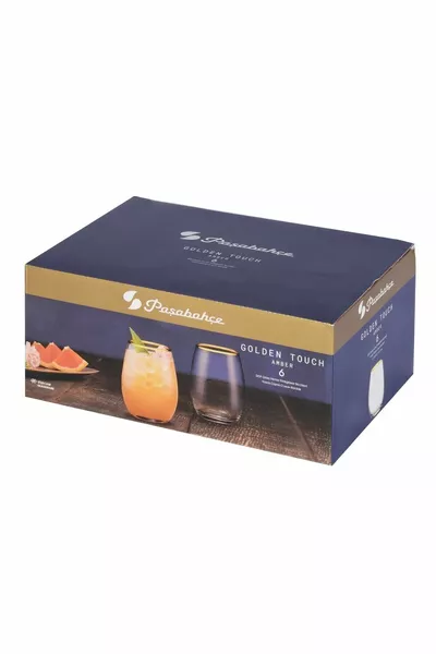 كأس ماء بستة قطع مع حافة ذهبية