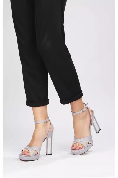 IJs, transparante hak en speciaal ontworpen platform