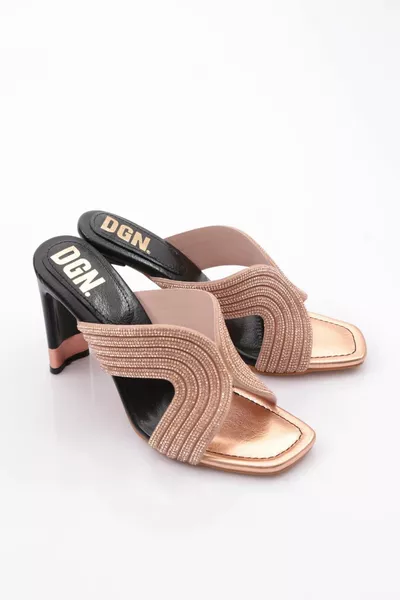  المرأة الكعب الحجري مساء اللباس النعال