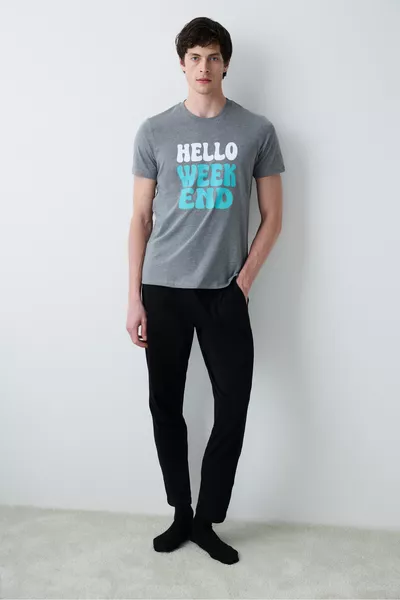 طقم بيجامة بألوان زاهية وبجيوب من ويكند