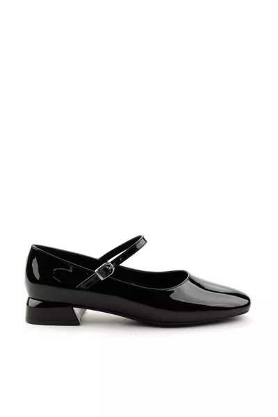 Ballerines femme en cuir verni noir 