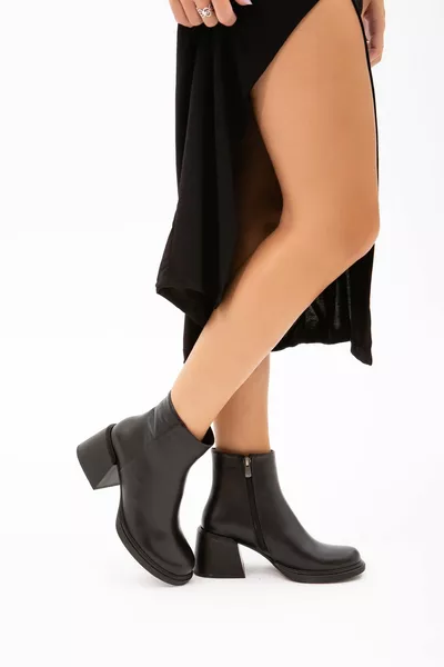 أحذية جلدية نسائية كاجوال   مليار حذاء Sk /