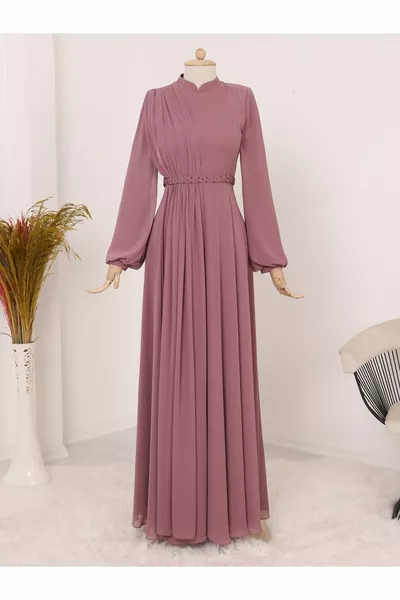 Вечерни рокли с колани