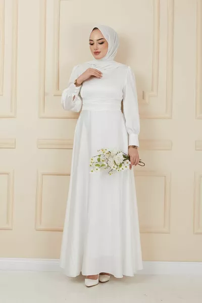 Robe de soirée ceinturée avec détail plissé à la taille EKRU 