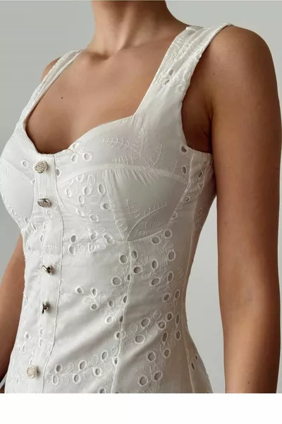 Дамска памучна гипюрова тъкан Дизайн на копчета Degaje Яка Каишка Мини бяла вечерна рокля 