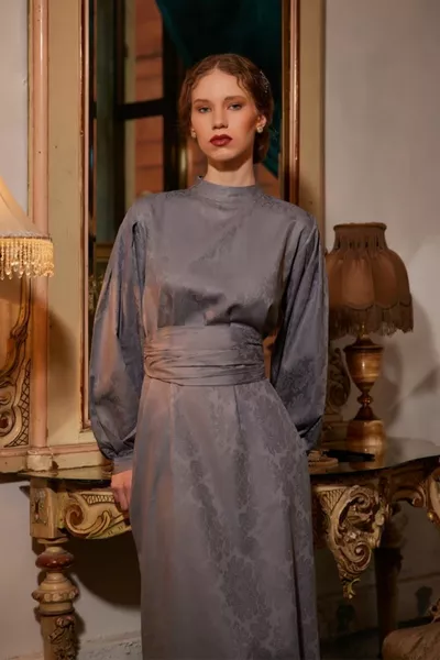 Robes de soirée en jacquard gris