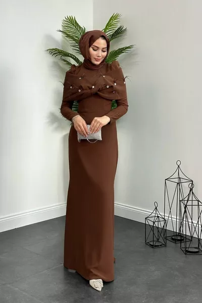 Pamela Abiye Kahverengi