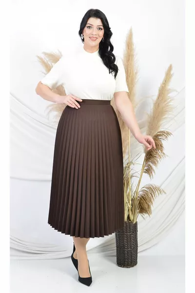 تنورة نسائية مطوية  بني