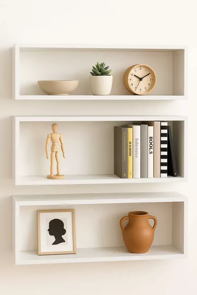 Настенная полка 3-секционная белая книжная полка в разобранном виде