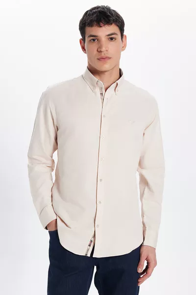Erkek Slim Fit Dar Kesim Uzun Kollu Pamuklu Oxford Doku Kolay Ütülenebilir Bej Düğmeli Yaka Gömlek