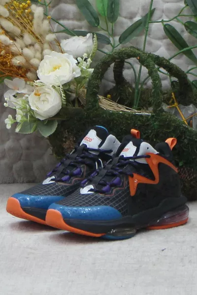 .K. أسود لورين بويز بيج كيدز أحذية فيلون لكرة السلة