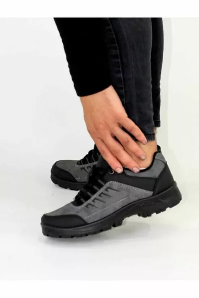Black Giri Unisex Orthopedic Non-slip Sole Trekking Sneakers