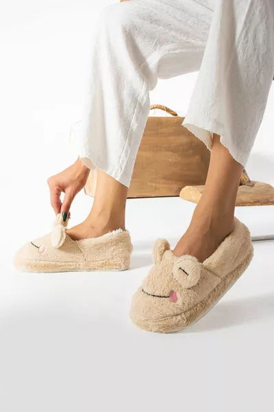 Зимна перна нехлъзгаща се подметка Мека текстурирана жаба бродирани дамски обувки Домашни пантофи