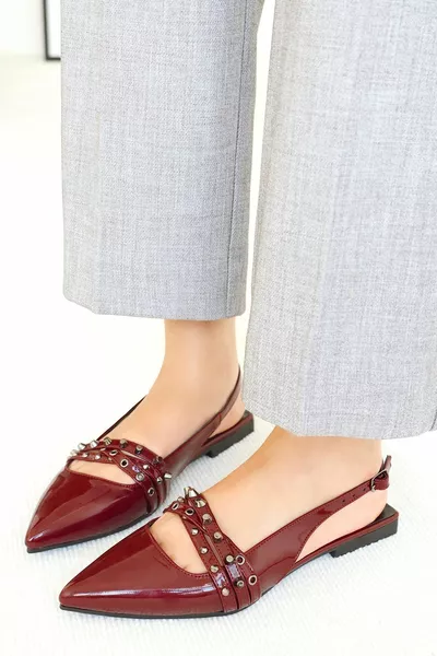 مفتاح مدبب اصبع القدم ثلاثة أحزمة Troc أحذية نسائية مفصلة